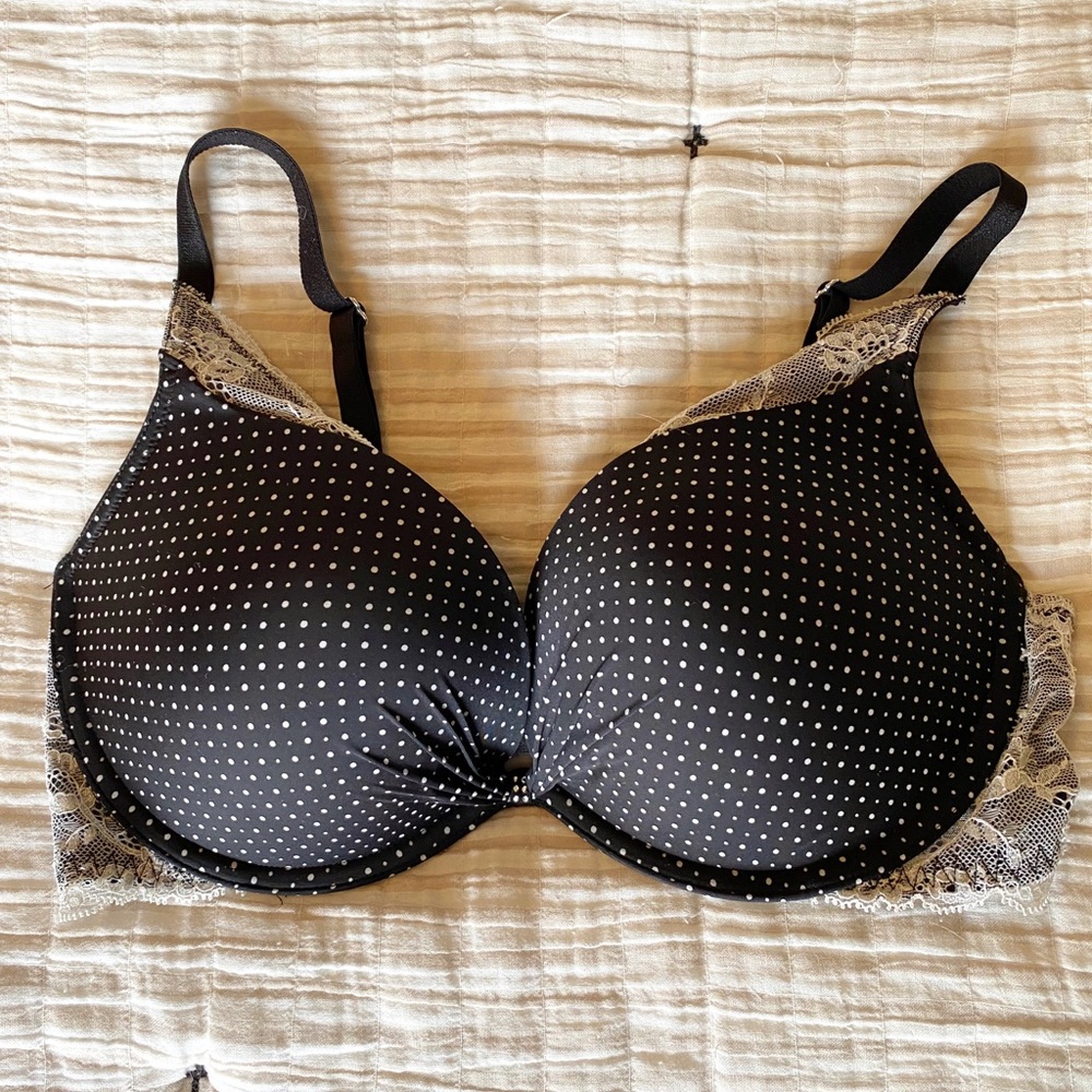 Victoria’s Secret Darling Temptation Demi Push-Up Bra